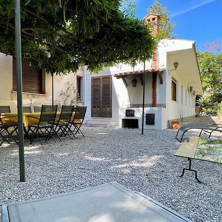 Villa Tana Pacenzia 切法卢 外观 照片