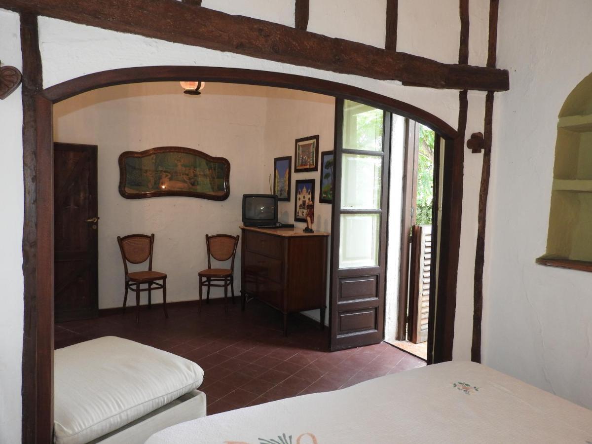 Villa Tana Pacenzia 切法卢 外观 照片